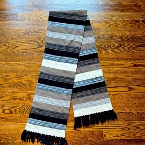 NWOT Keneth Cole Men’s Striped Knit Tassle scarf